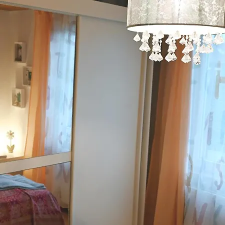 Grosse Ferienwohnung, 4x Zimmer, 2x Balkone In Lejlighed Isernhagen